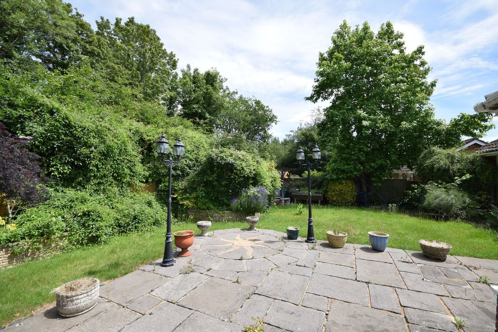 Property photo 2 of 14