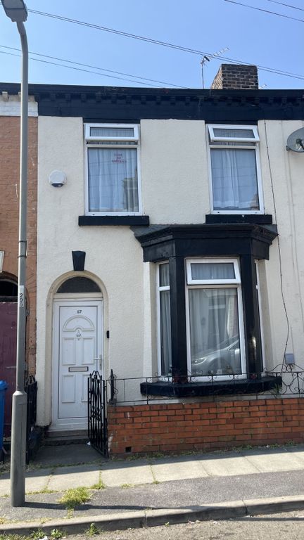 Property photo 1 of 8