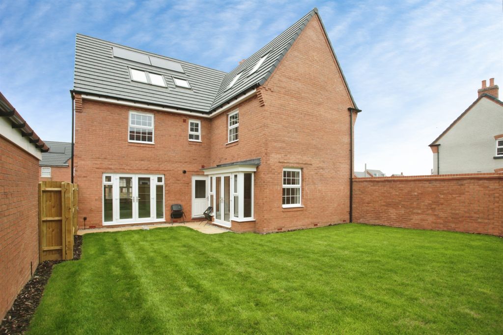 Property photo 3 of 24