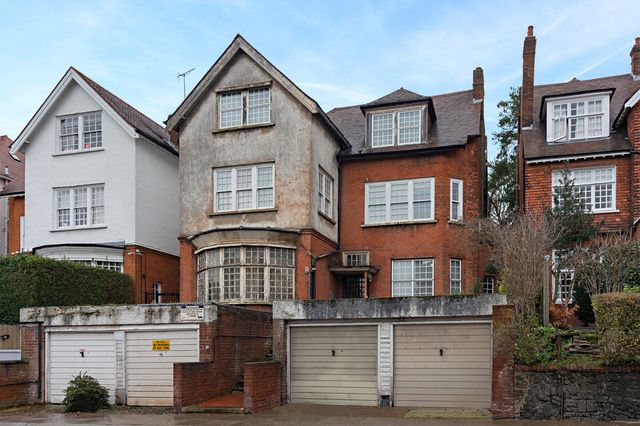 Property photo 1 of 1