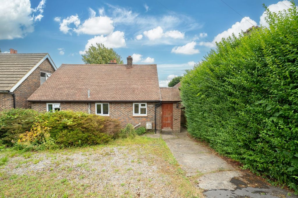 Property photo 1 of 10 Front