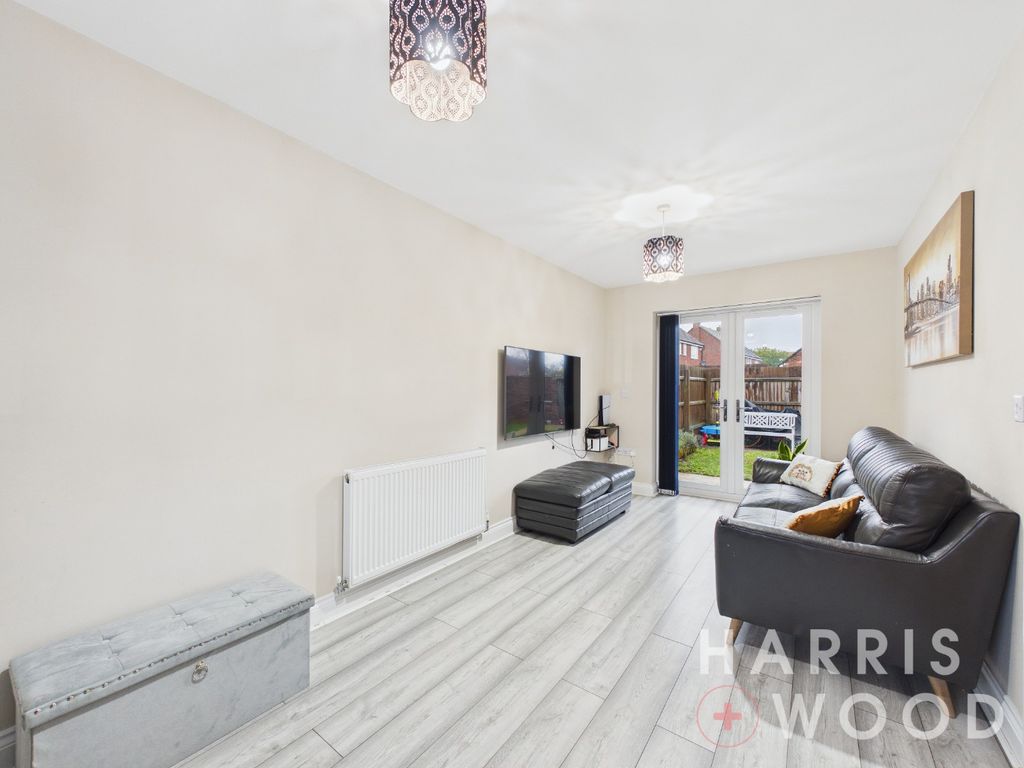 Property photo 3 of 27 4858863