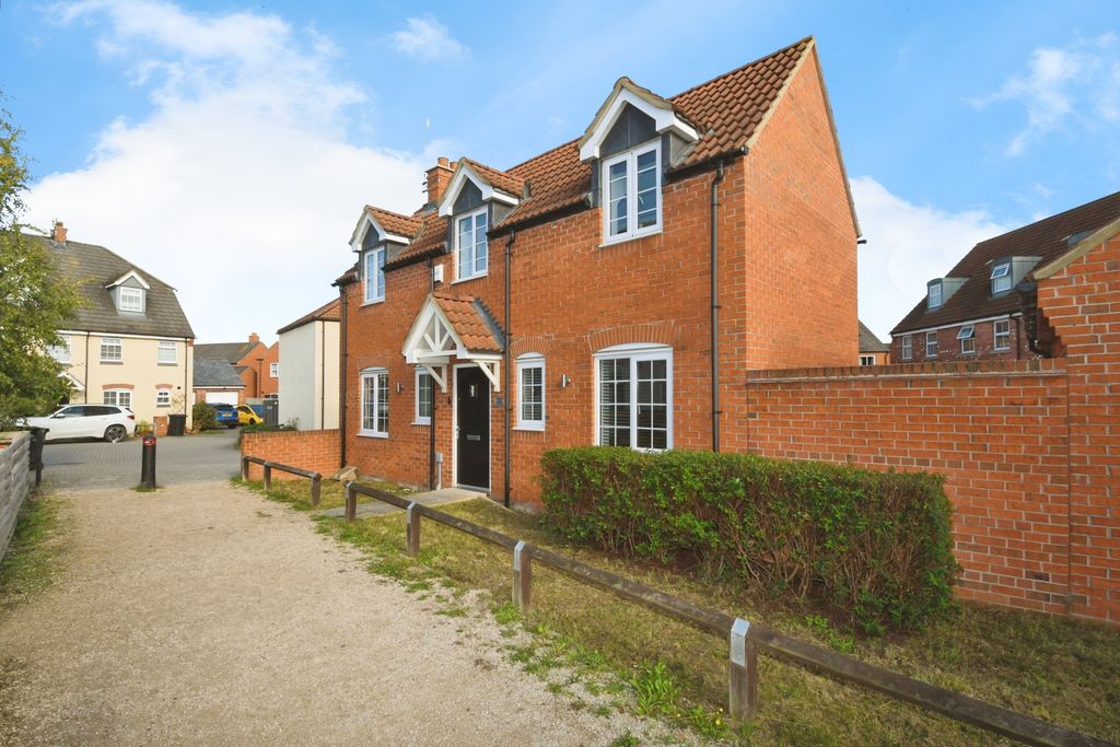 Property photo 2 of 13 Front View