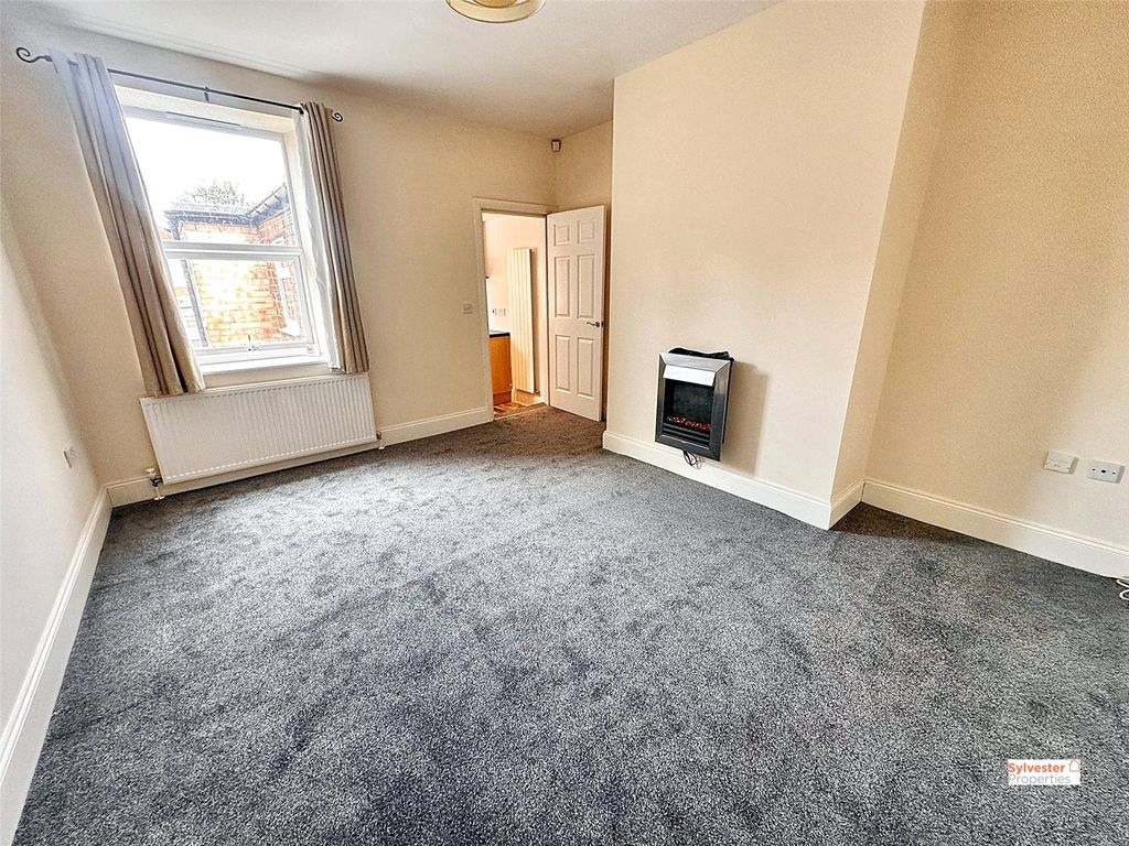 Property photo 2 of 10 Picture No. 05