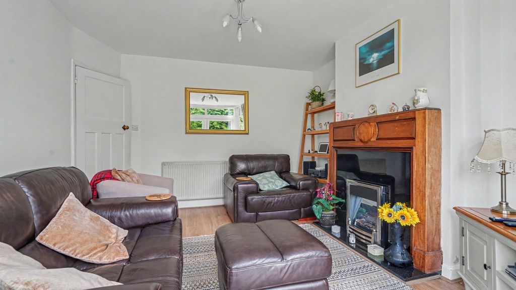Property photo 3 of 24