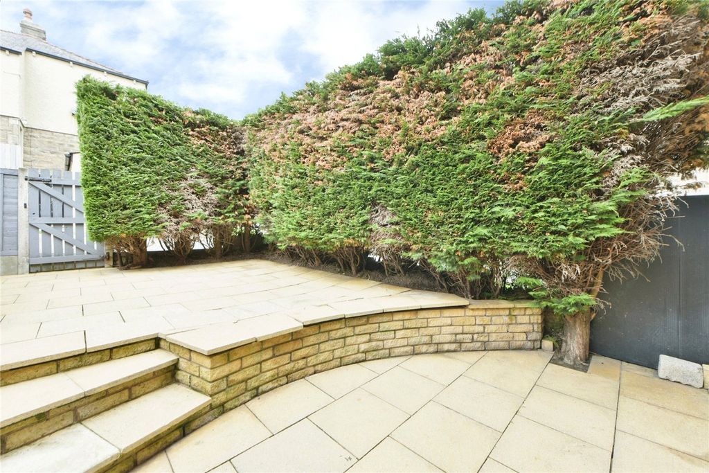 Property photo 2 of 15 Picture No. 06
