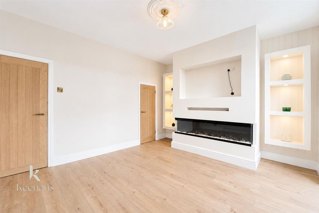 Property photo 2 of 18 .-137.Jpg
