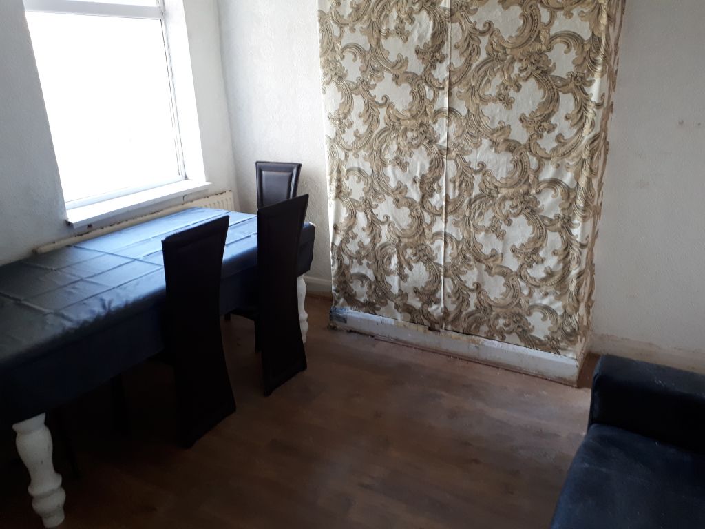 Property photo 3 of 4