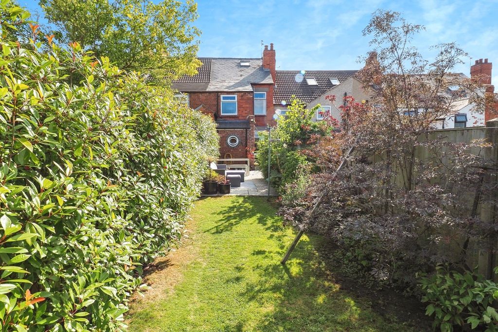 Property photo 2 of 17 Photo