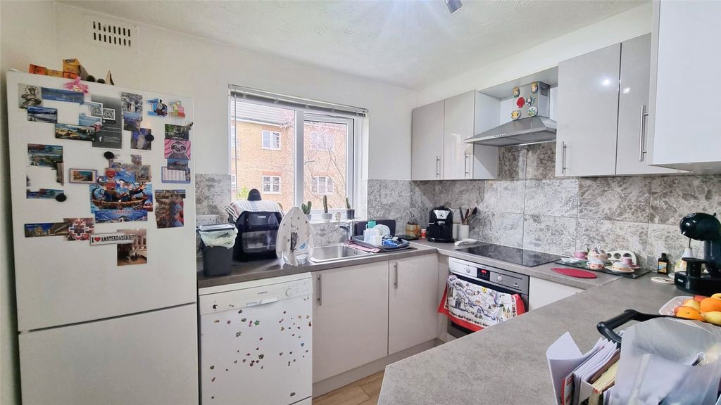 Property photo 3 of 9 Picture No. 01