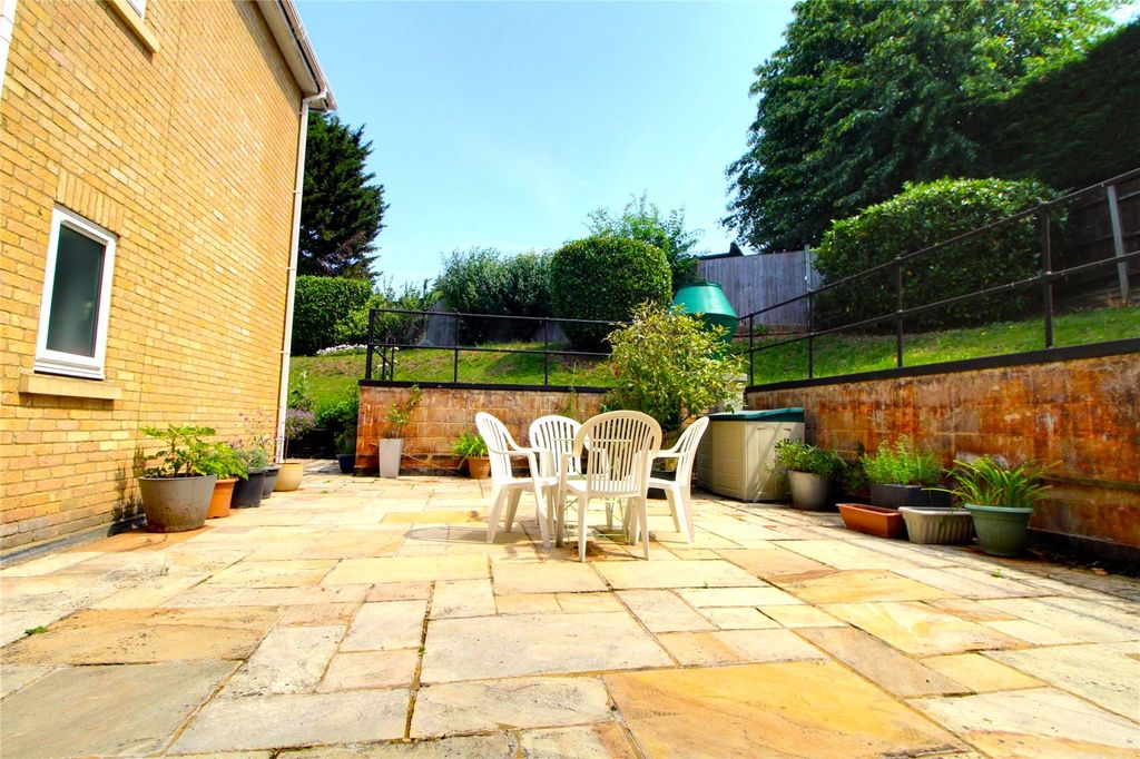 Property photo 3 of 18 Picture No. 54