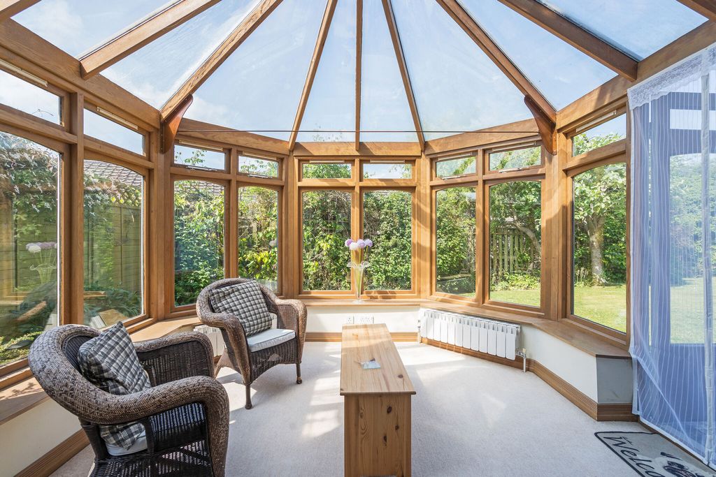 Property photo 2 of 13 Conservatory