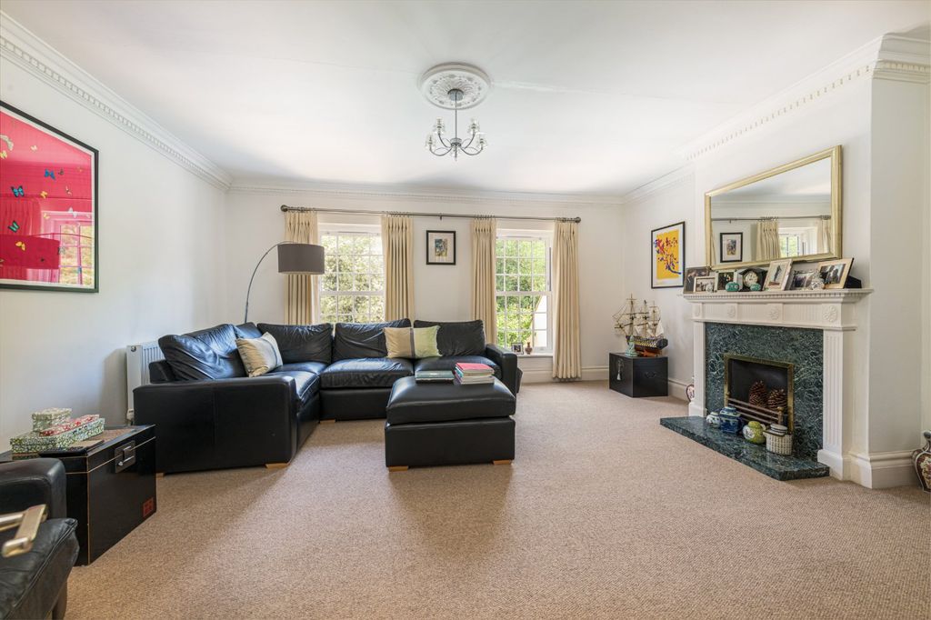 Property photo 3 of 18 Reception Room