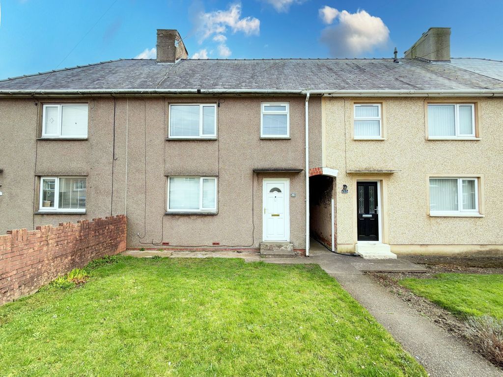 Property photo 1 of 8