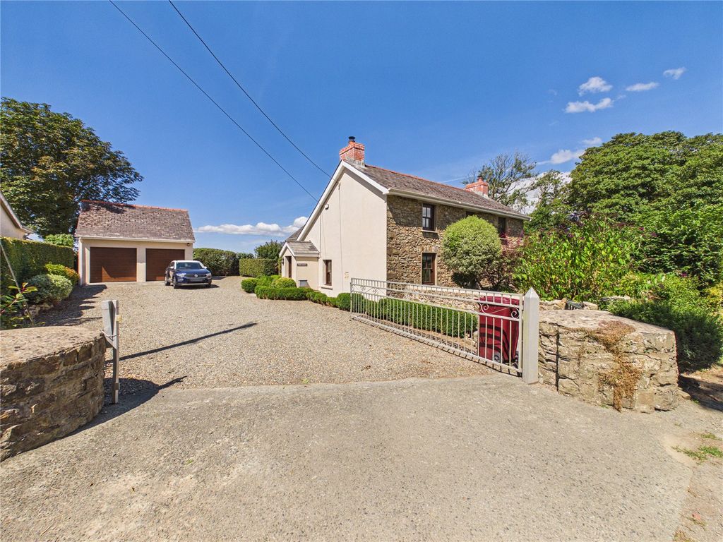 Property photo 1 of 40 Picture No. 07