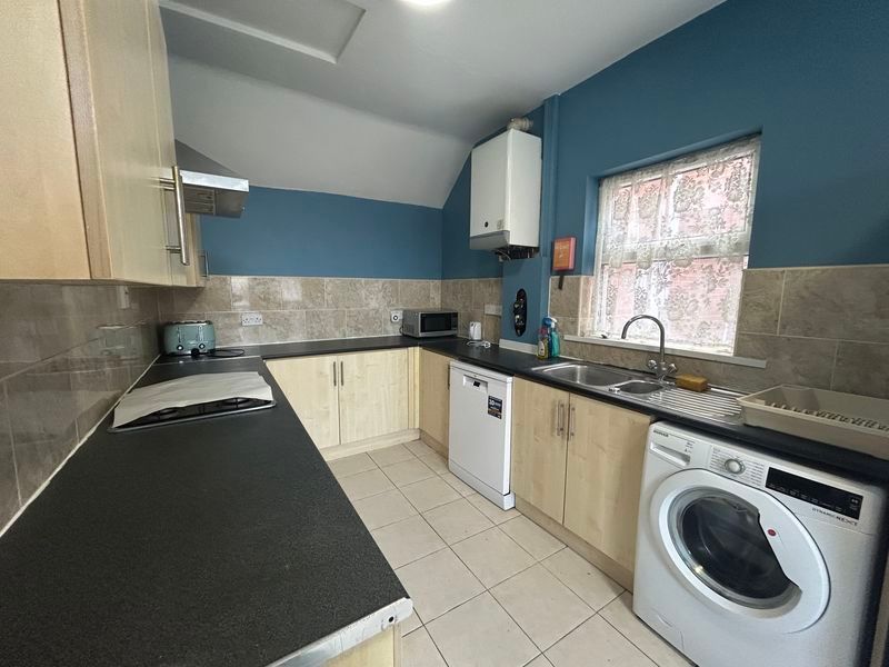 Property photo 2 of 9 Photo 7