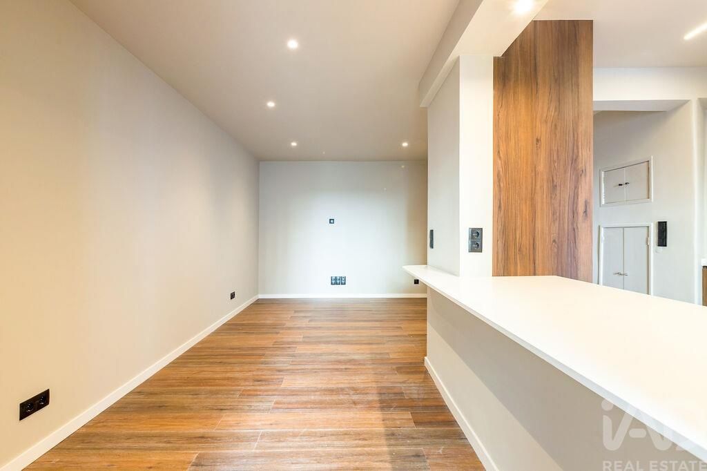 Property photo 3 of 26