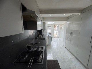 Property photo 3 of 12 Gallery