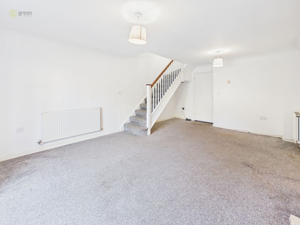 Property photo 3 of 12 4B2c9Fde88A9459Dbc5E98d83Acd45c2100Cam03830G0Pr0303Still007