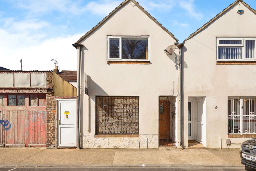 Property photo 1 of 15