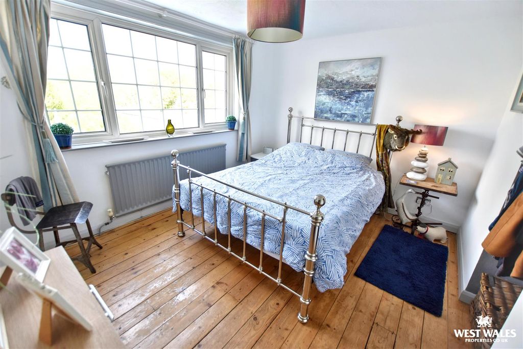 Additional image 15 of 4 bed terraced house for saleEast Back, Pembroke SA71