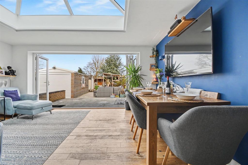 Property photo 2 of 45 Family Room