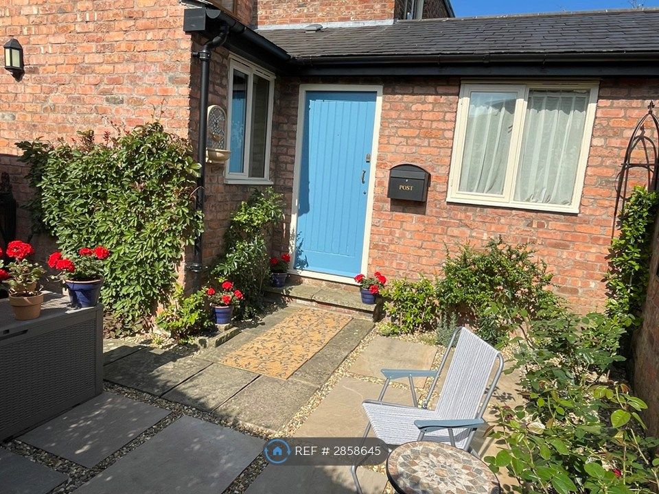 Property photo 2 of 33