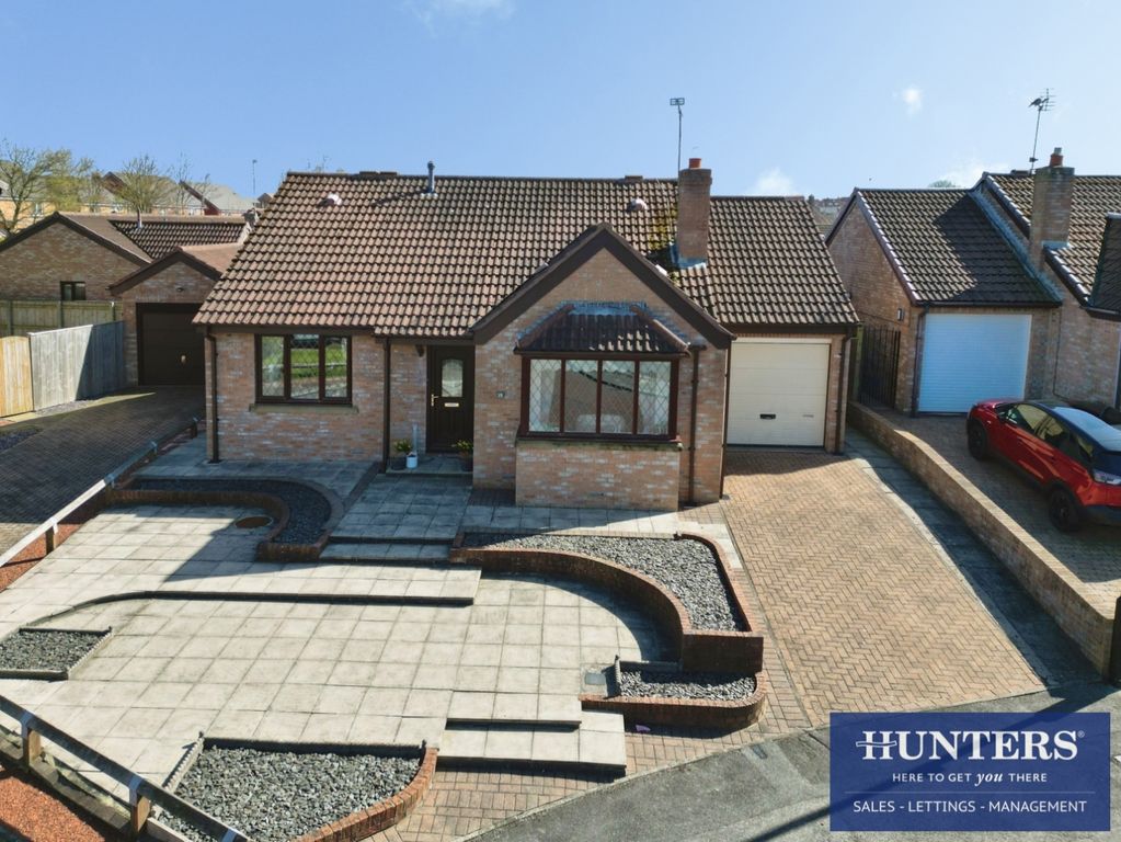 Property photo 1 of 21 External