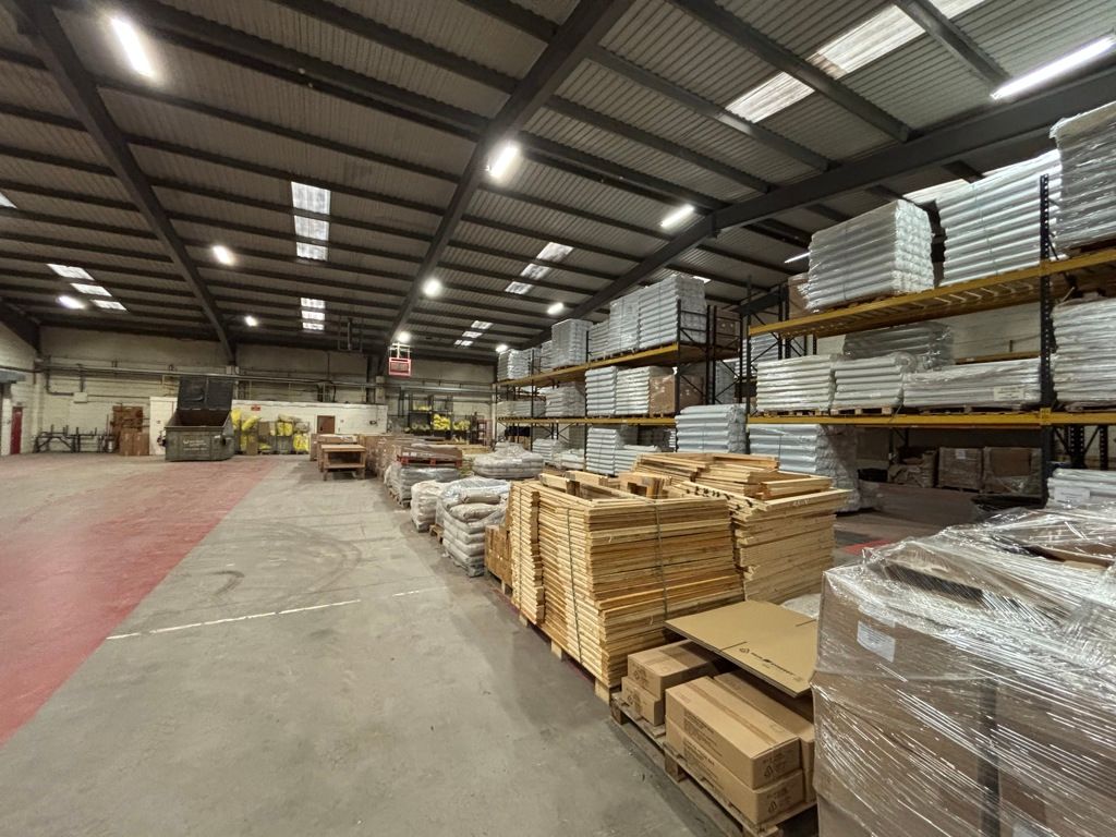 Property photo 2 of 4 Photo 4