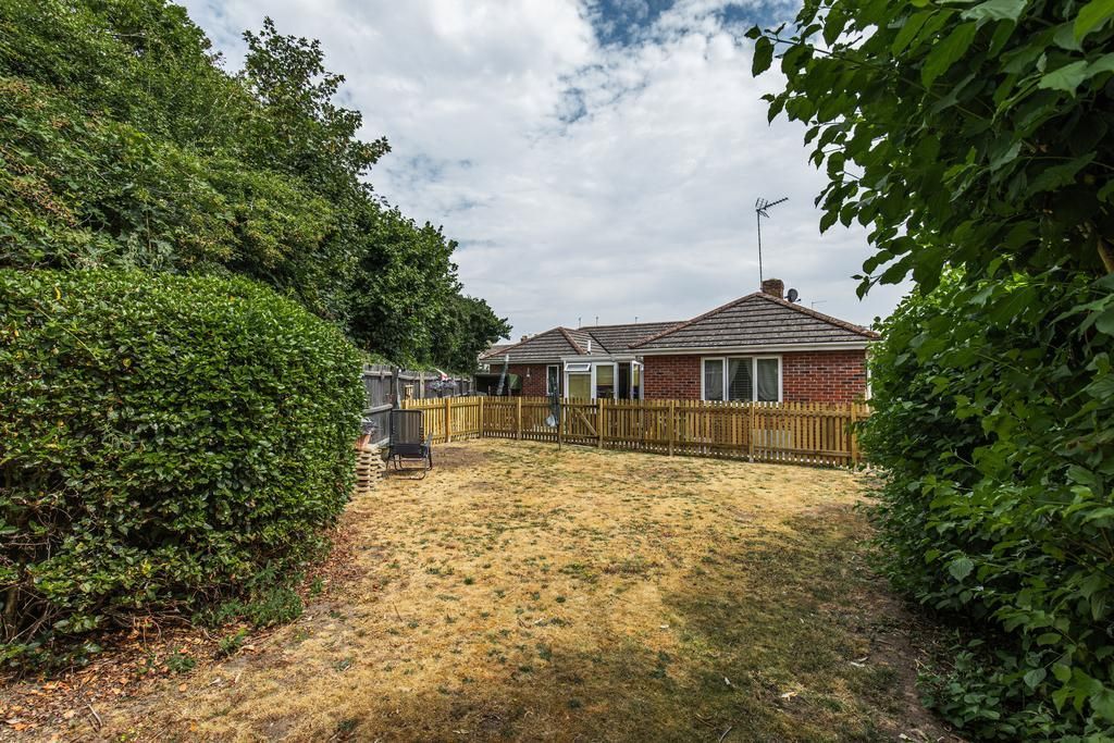Property photo 2 of 27