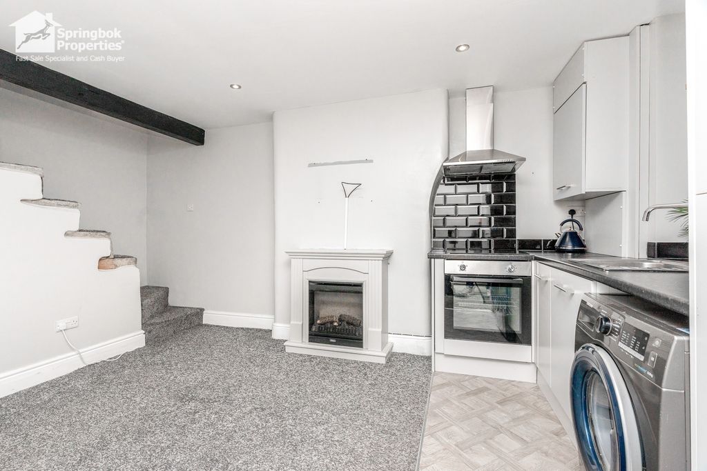 Property photo 3 of 11 Image 2