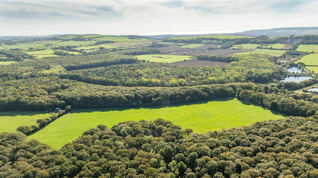 Property photo 3 of 5