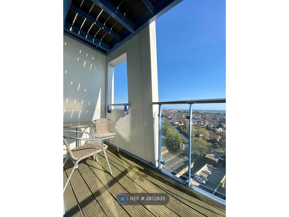 Property photo 2 of 18