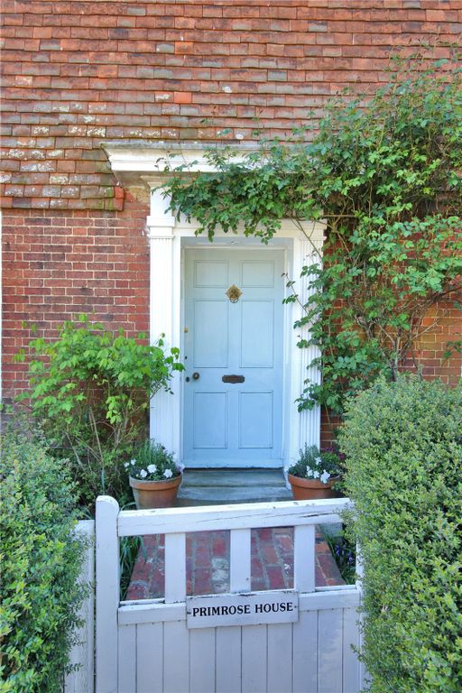 Property photo 3 of 20 Primrose House