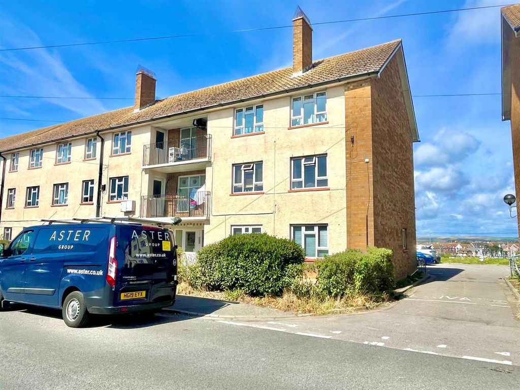 Property photo 1 of 13 67Da28Bb-B96E-44B7-8575-03Bbbf3B0336.Jpeg