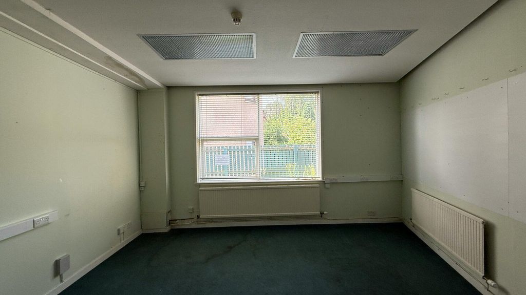 Property photo 3 of 4 Image 3
