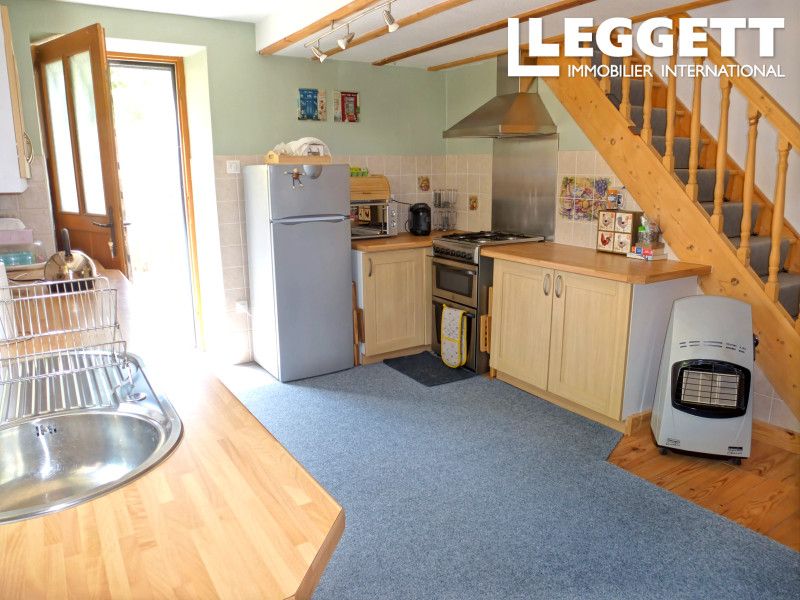 Property photo 2 of 10