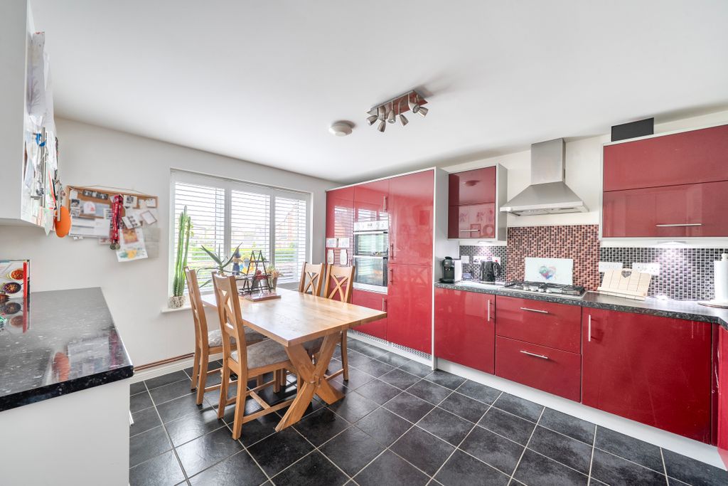 Property photo 2 of 20 1450722869F07dc571d7c