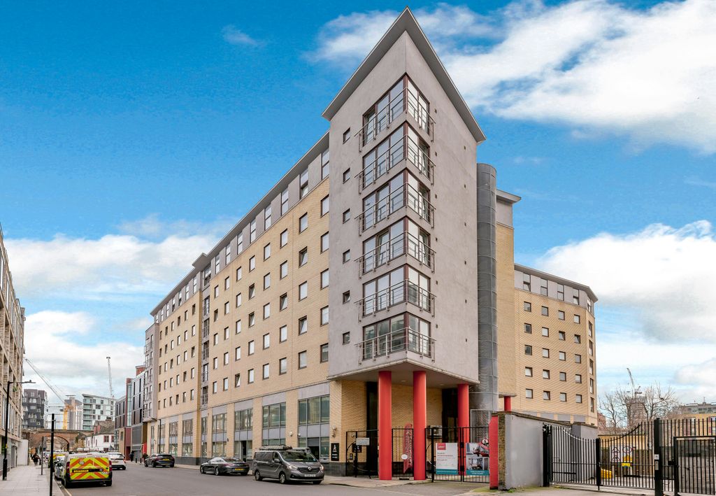 Property photo 1 of 15 8411643Exterior01.Jpg