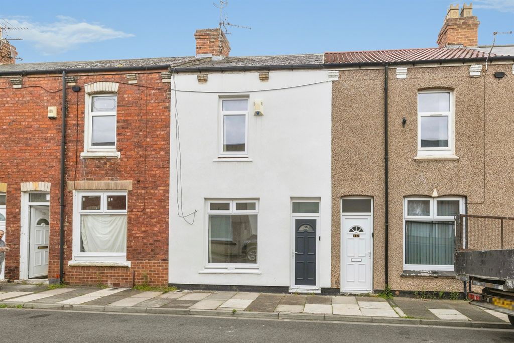 Property photo 1 of 15