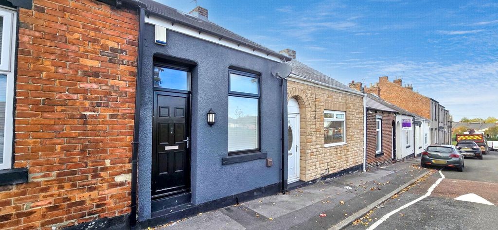 Property photo 1 of 22