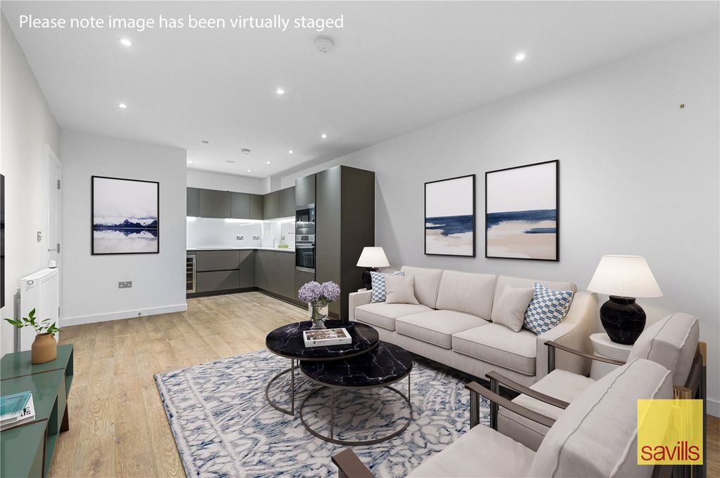 Property photo 2 of 13 Reception/Kitchen