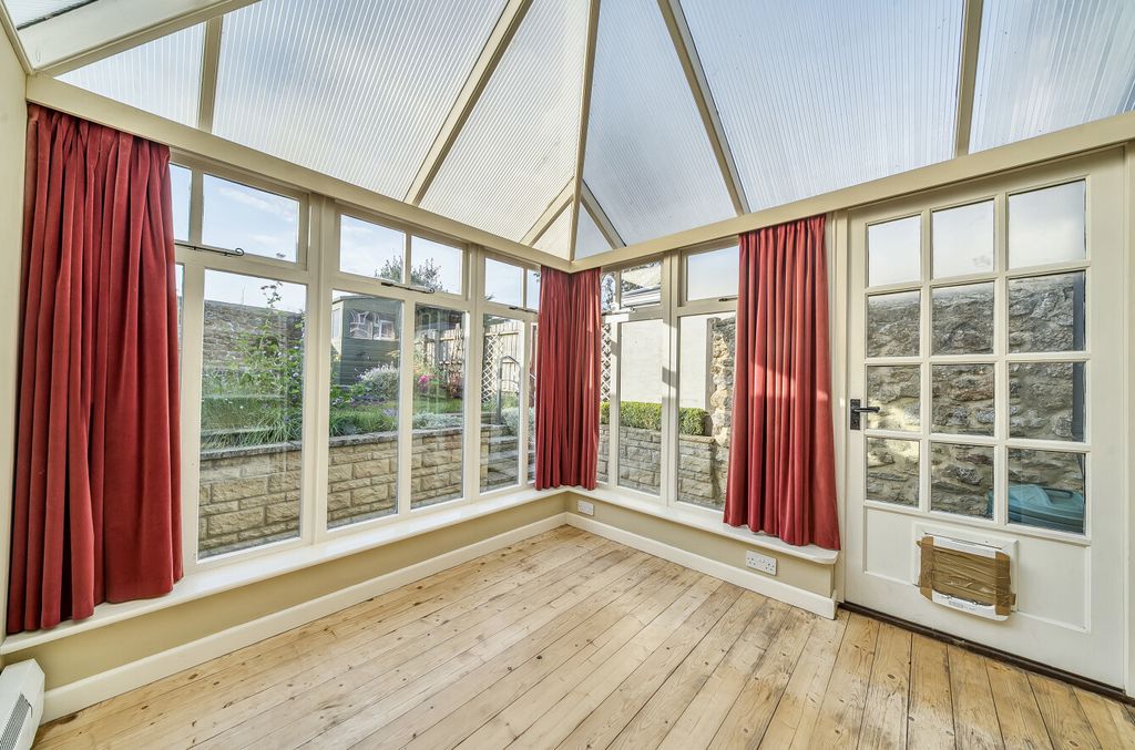 Property photo 3 of 15 Sun Room