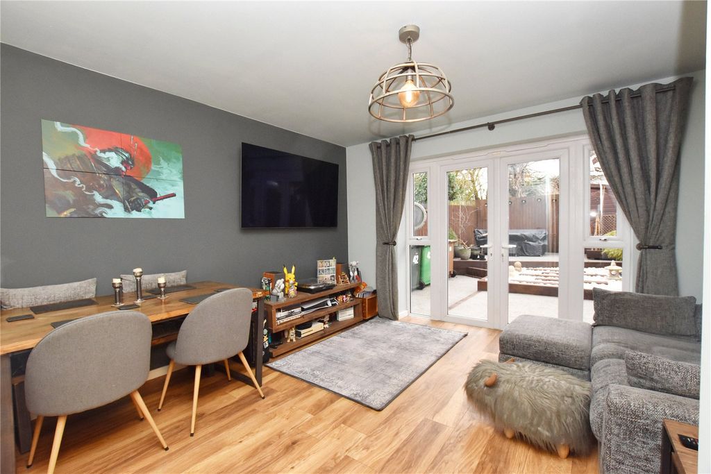 Property photo 2 of 15 Picture No. 20