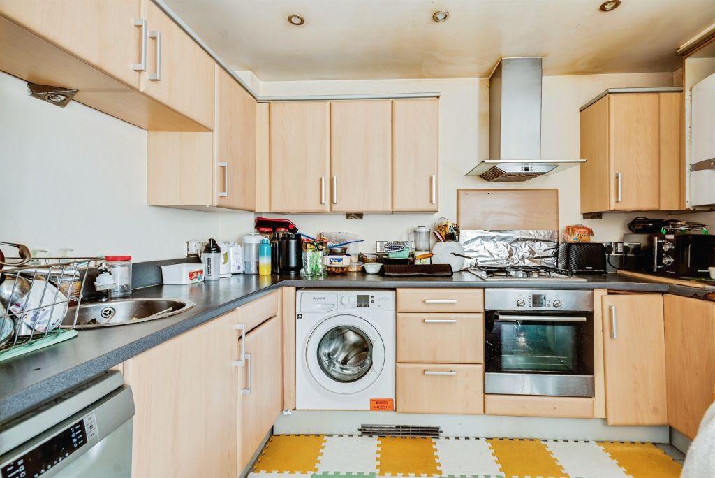 Property photo 2 of 16