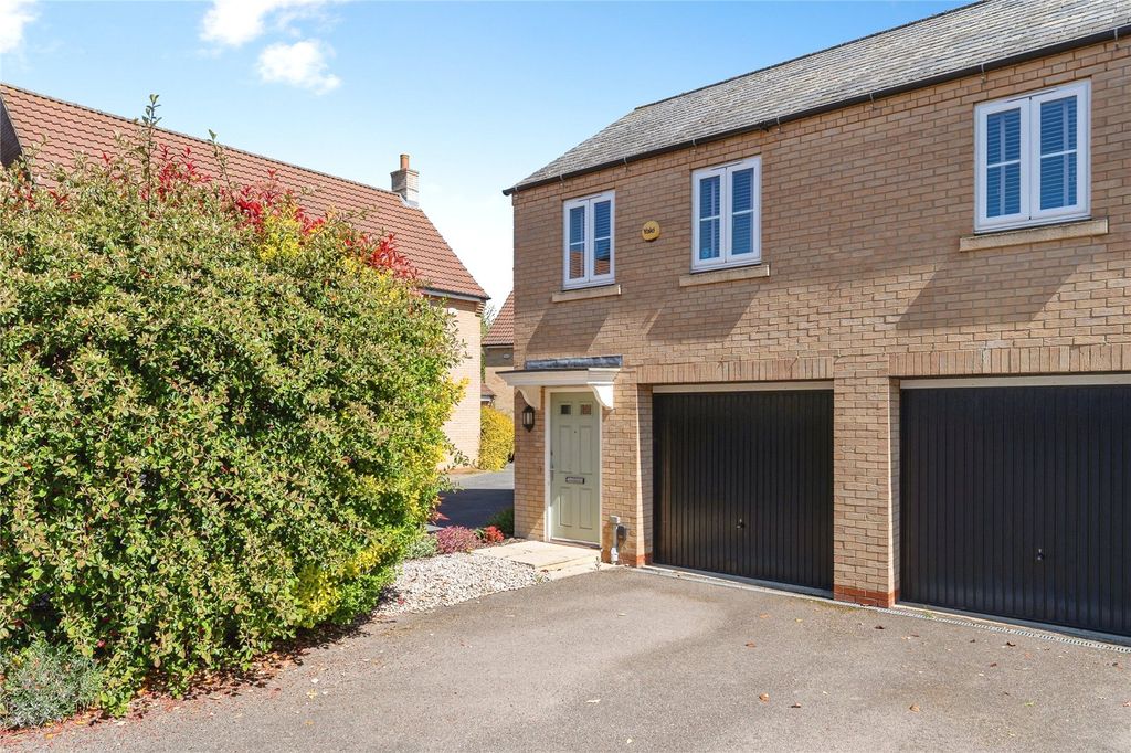 Property photo 2 of 24 Picture No. 38