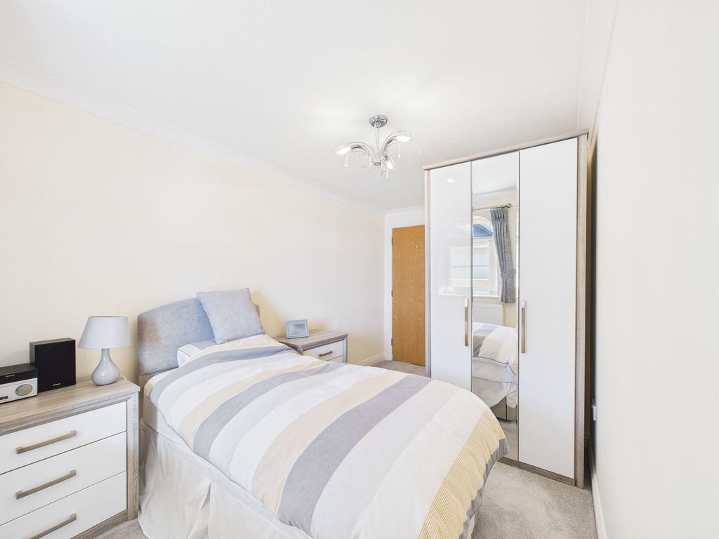 Additional image 12 of 2 bed flat for saleAlta Vista Road, Paignton TQ4