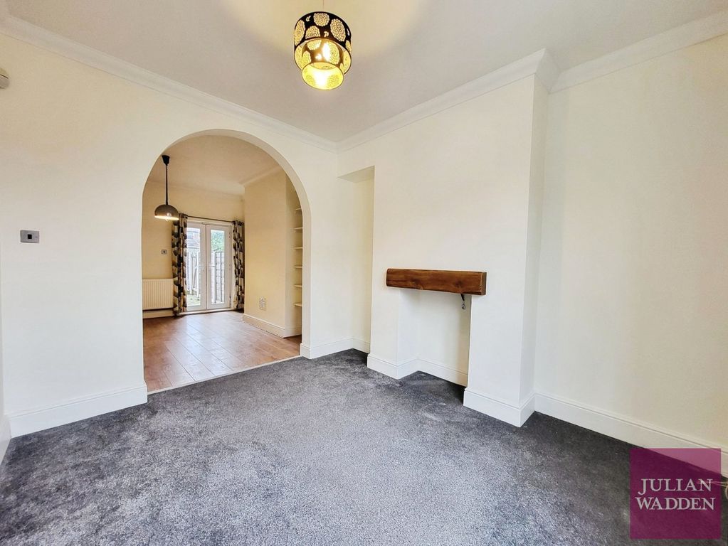 Property photo 2 of 17 Picture 2