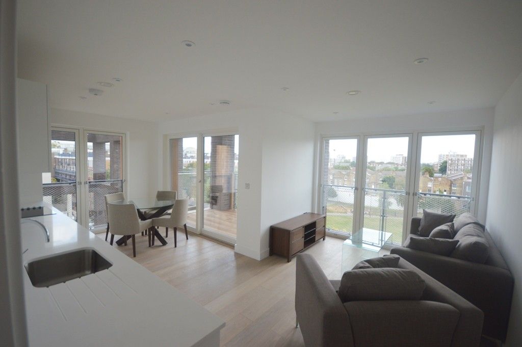 Property photo 2 of 17 Reception 1