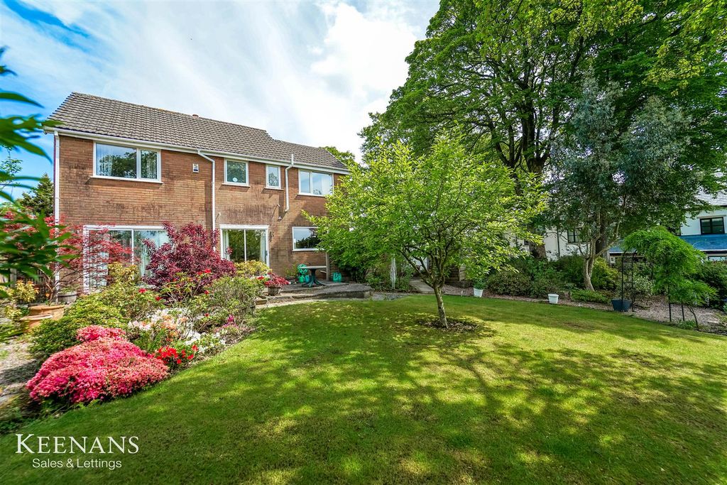 Property photo 2 of 31 23.Jpg